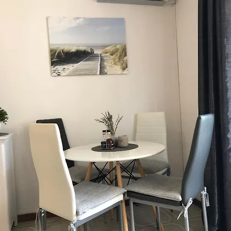Studio Apartma Franca Umag Exterior photo